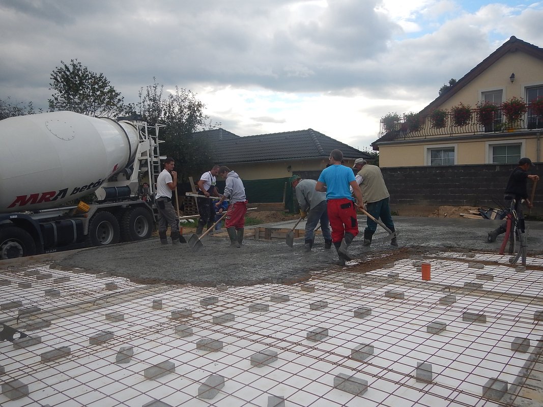 zalievanie podkladoveho betonu